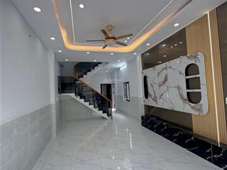Nhà đẹp 1/ sát mt lê văn quới 4x15m hxh 7m thông 2 tầng mới 100% shr giá chỉ 5 tỷ nhỏ xíu