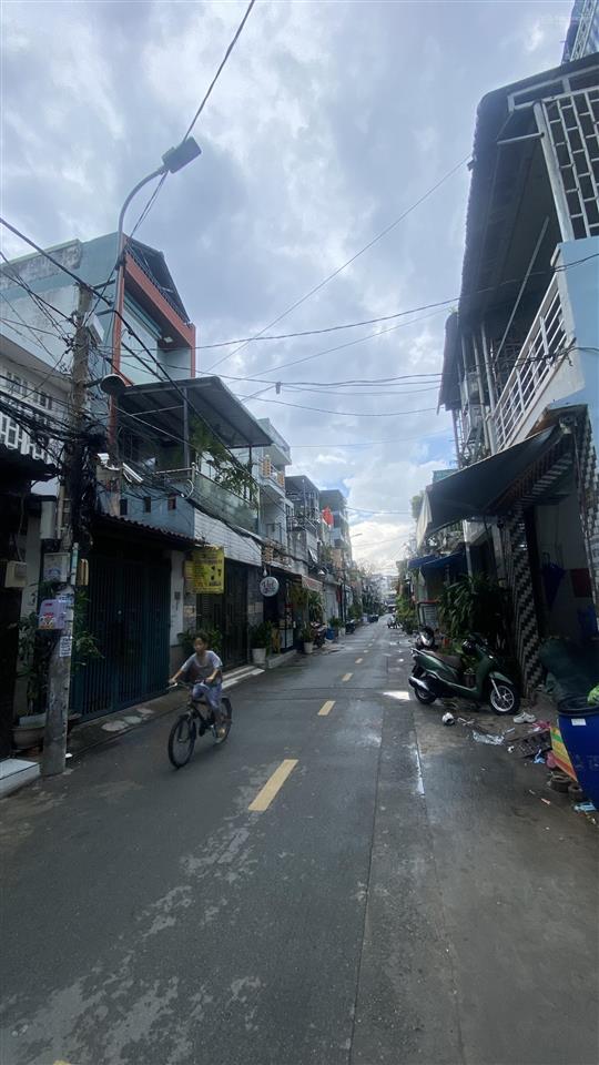 Bán nhà mặt tiền kinh doanh 4x15m 3 tầng 3pn shr mới 100% giá chỉ nhỉnh 6 tỷ