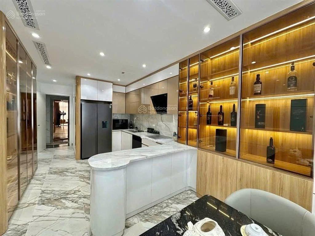 Phúc đồng  phân lô quân đội  7 tầng thang máy  ô tô tải tránh  vỉa hè kinh doanh mô tả