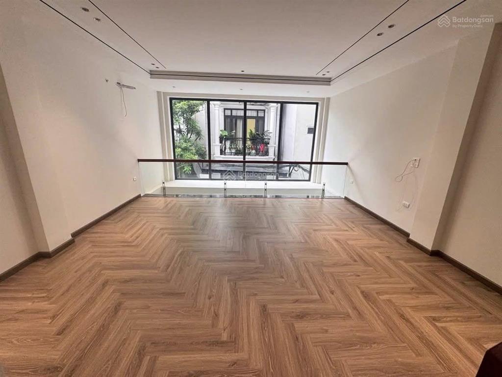 Nguyễn văn linh bán dt 50m2 x 7t x mt5,2m nhà dân xây độc lập, thiết kế hiện đại, thang