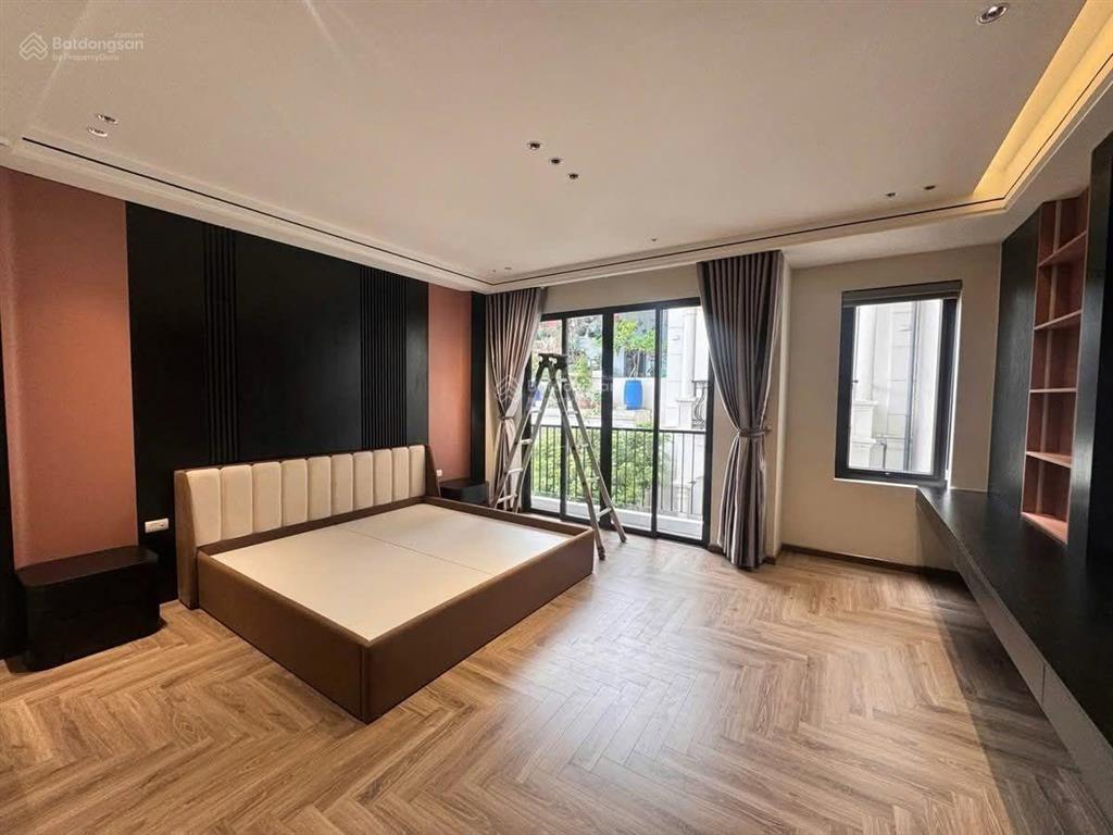 Nguyễn văn linh bán dt 50m2 x 7t x mt5,2m nhà dân xây độc lập, thiết kế hiện đại, thang