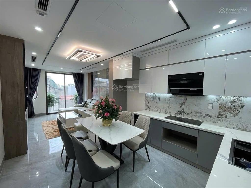 Siêu phẩm nguyễn văn linh thang máy gara 7 chỗ full nội thất nhà dân tự xây 6 tầng kiên