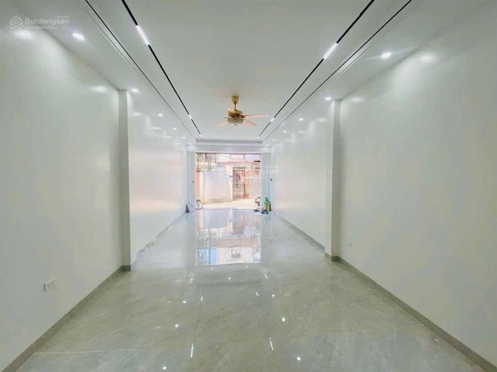 Siêu phẩm long biên nhà mới 7 tầng thang máy gara ô tô kinh doanh vị trí đắc địa phố bát khối