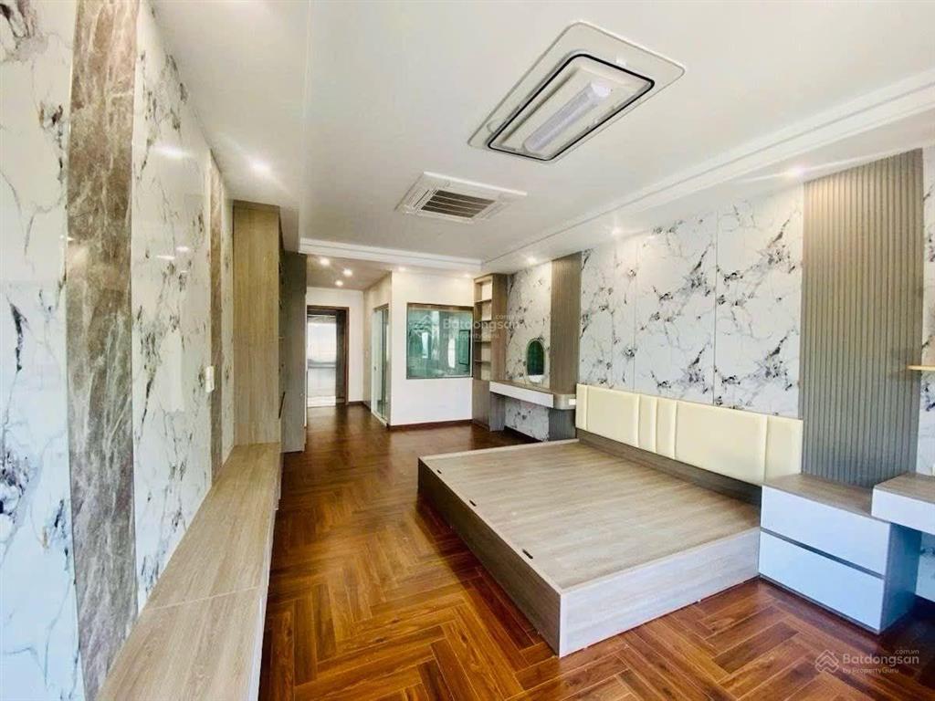 Siêu phẩm long biên nhà mới 7 tầng thang máy gara ô tô kinh doanh vị trí đắc địa phố bát khối