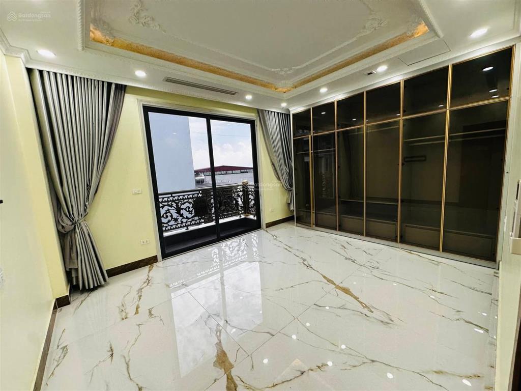 Siêu phẩm mặt phố long biên phúc lợi  2 mặt thoáng thang máy  78m2 7 tầng x mt 5m