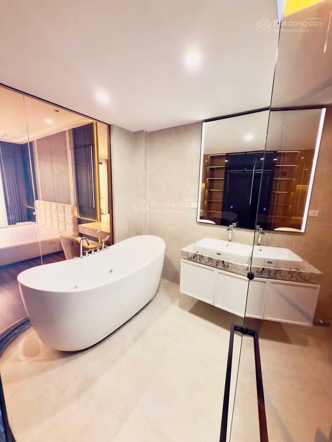 Siêu phẩm tân thụy long biên  7 tầng, thang máy, gara 2 ô tô, full nội thất 55m2 x 7 tầng