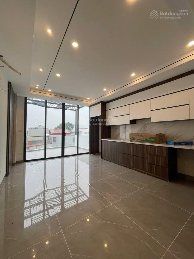 Nhà đẹp phúc lợi long biên  dt 54m2 x 6t x 5m mt  ngõ rộng, 2 ô tô tránh, chỉ 1 ngoặt vào nhà