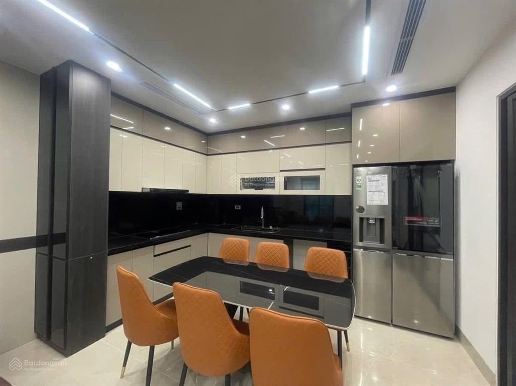 Siêu phẩm ngọc lâm  hồng tiến  8 tầng thang máy gara ô tô  dt 46m2 | mt 5,5m x 8t