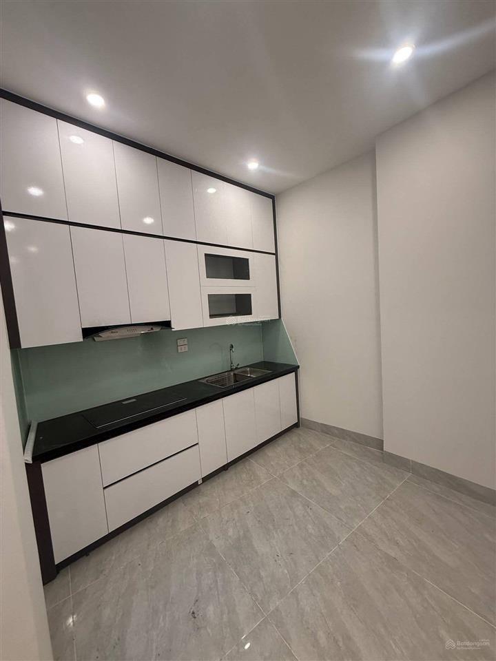Thạch bàn  60m2, 5 tầng, mặt tiền quyền lực, nhỉnh 11 tỷ (thương lượng)