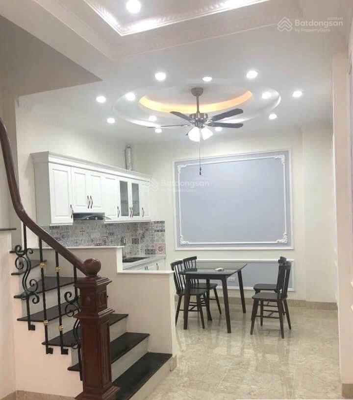 Bát khối  khu đáng sống
 nhà dân xây chắc chắn, thiết kế hợp lý, công năng đầy đủ
tầng 1 phòng