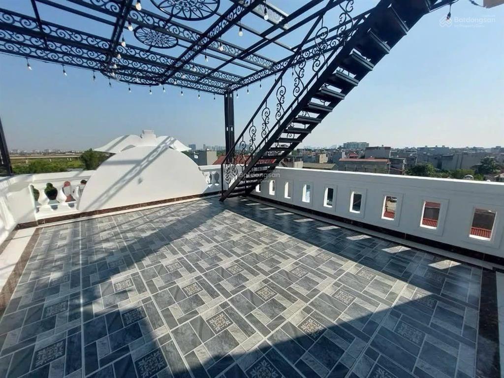 Siêu phẩm long biên  nguyễn văn linh thiết kế 80m x 6 tầng 4,9mt mặt ngõ ô tô tránh
