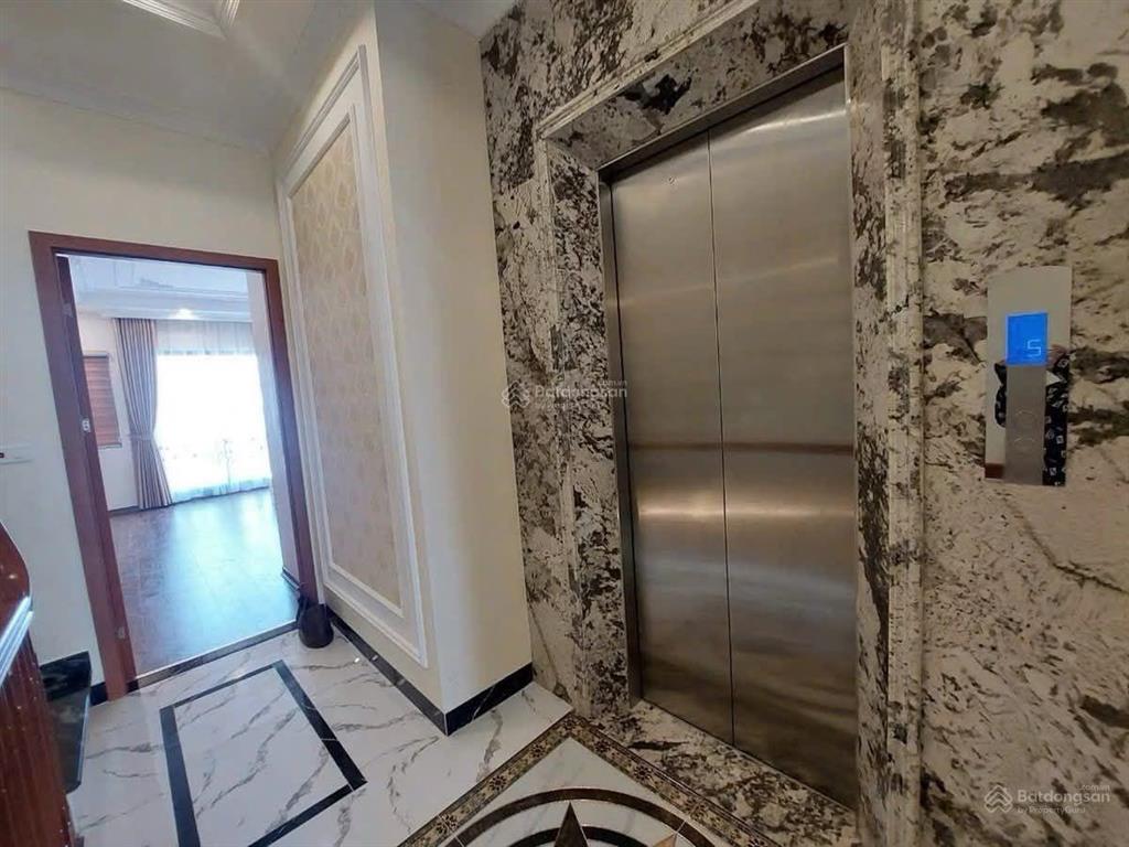 Siêu phẩm long biên  nguyễn văn linh thiết kế 80m x 6 tầng 4,9mt mặt ngõ ô tô tránh