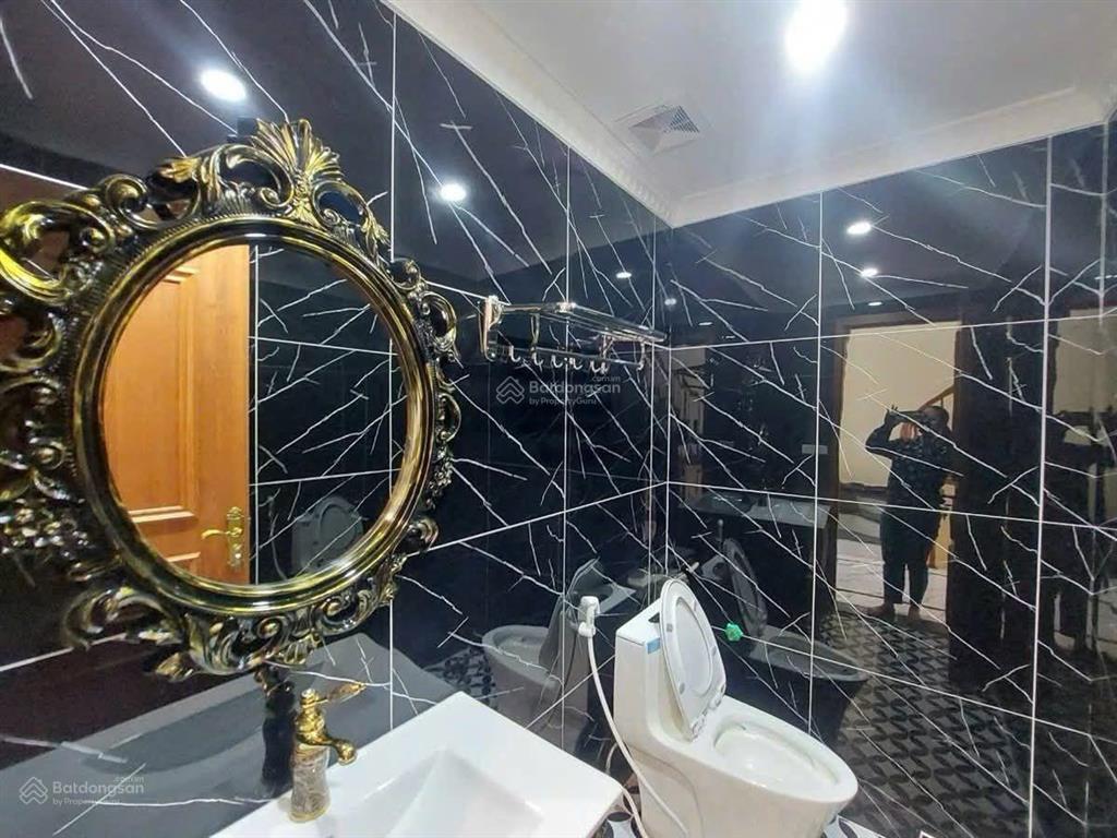 Siêu phẩm long biên  nguyễn văn linh thiết kế 80m x 6 tầng 4,9mt mặt ngõ ô tô tránh