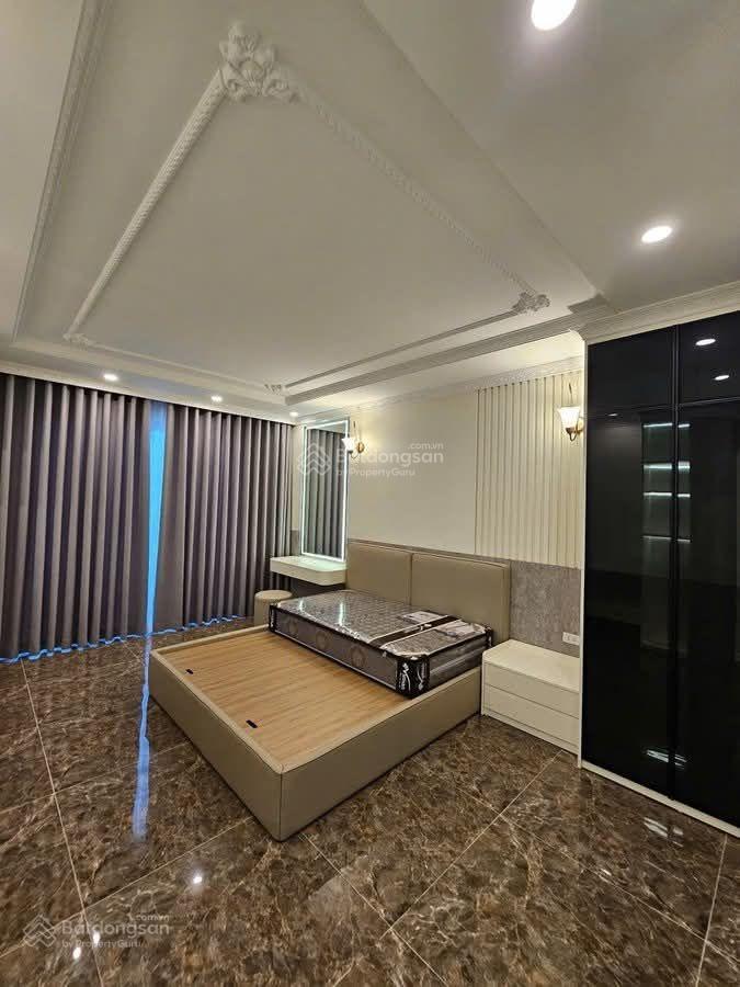 Nguyễn lam sài đồng 48m2 6 tầng thang máy gara 7 chỗ ngõ thông  nhà đẹp