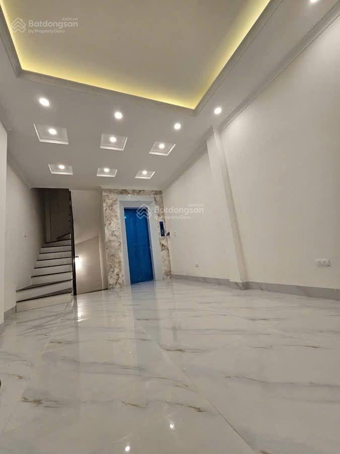 Mặt phố mai phúc  việt hưng  vị trí đẹp, tương lai mở rộng, cách nguyễn văn linh chỉ 100m,