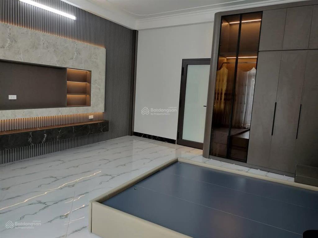 Nhà đẹp phúc lợi  mua ở đẳng cấp kết hợp văn phòng  diện tích 88,2m, mặt tiền 4,9m.
 nhà 4 t