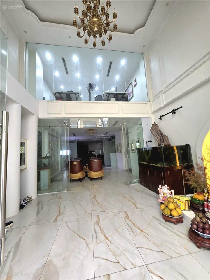 Siêu phẩm hồng tiến 168m2 7 tầng 5ngủ  thực tế hơn 180m2, mặt tiền 6m  ngõ ô tô tránh