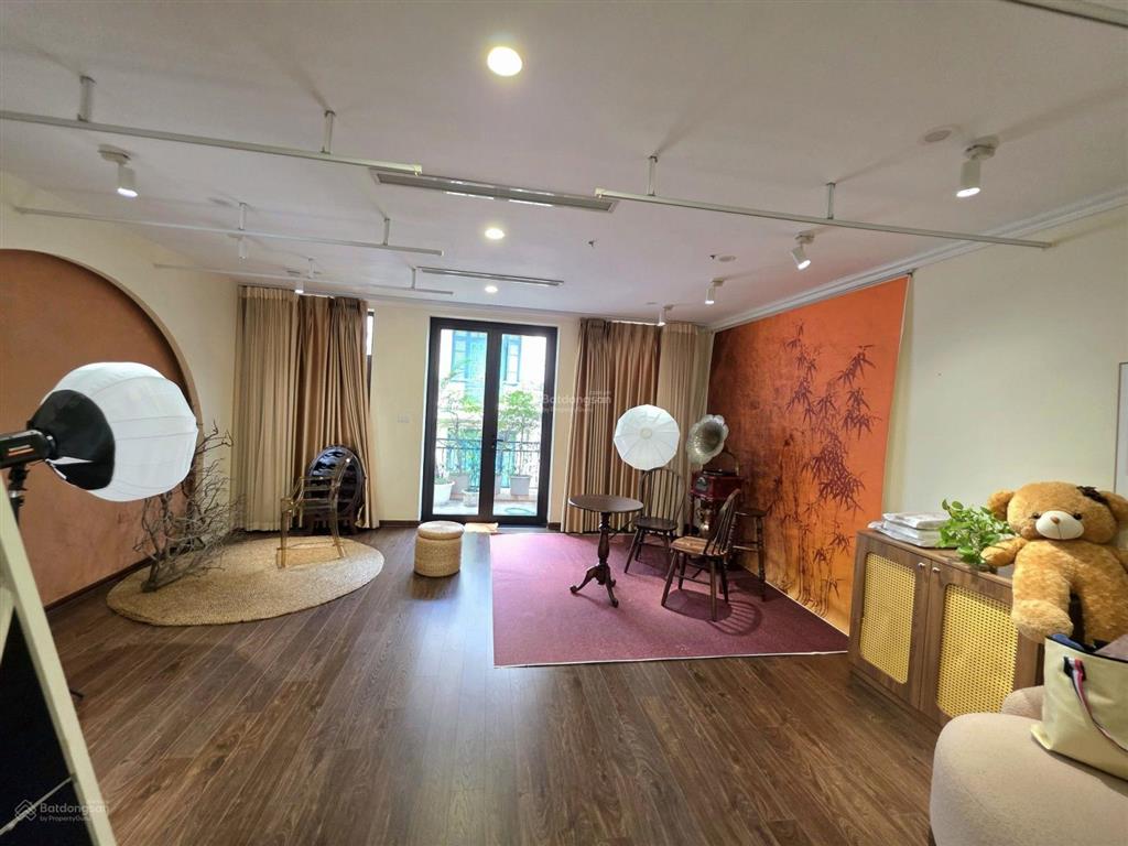 Siêu phẩm hồng tiến 168m2 7 tầng 5ngủ  thực tế hơn 180m2, mặt tiền 6m  ngõ ô tô tránh