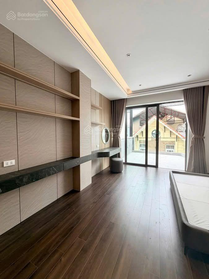 Siêu phẩm ngọc lâm phố "cổ" long biên 7 tầng thang máy ô tô vào nhà  diện tích 78m, mặt