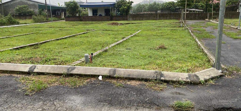 Chỉ 390 triệu có đất hòa bình ô tô tránh gần mỹ đức chùa hương sổ đỏ thổ cư sang tên trong ngày.