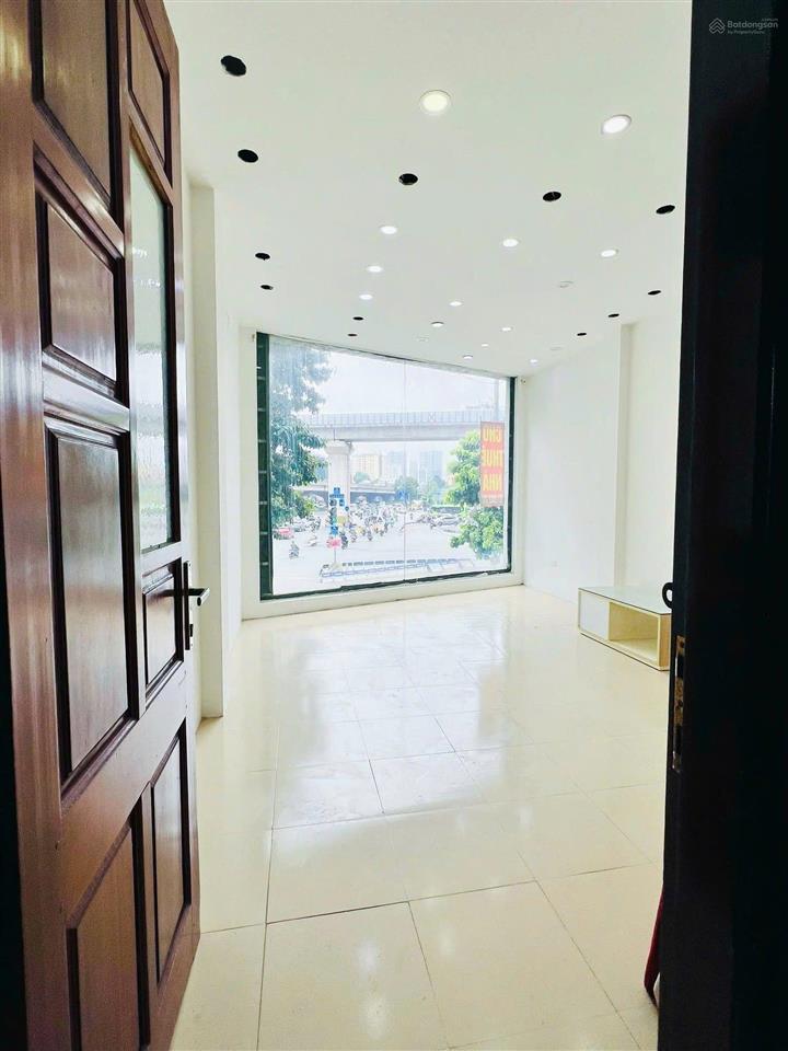 Cho thuê tầng 3 mặt phố đào tấn ba đình 90m2 15 triệu ở kd vp