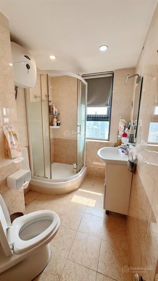 Mặt phố hòa mã 187m 7tầng 187 tỷ cho thuê 400 triệu/tháng, mt rộng vỉa hè  thang máy  dòng tiền