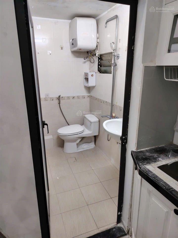 Nhà hai mặt phố ô chợ dừa đê la thành | 75m 6 tầng thang máy 53 tỷ,phố vip đống đa.