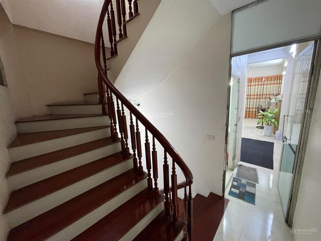 Aeon mall lêtrọng tấn hà đông  chỉ 8tỷ  40m x 6 tầng. oto tránh ,đồ cửa , ngủ trong nhà.