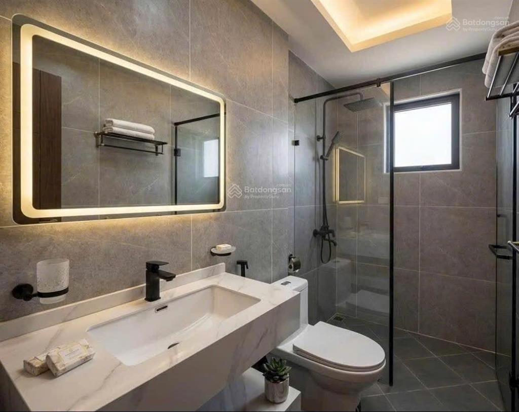 Lê trọng tấn 50m mt 4m  thang máy ô tô vào nhà đỗ cửa ngày đêm giá chỉ 13 tỷ hơn!