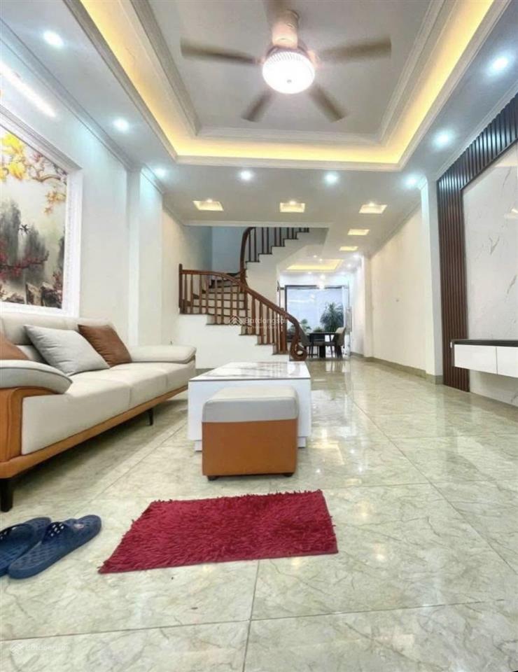 Him lam  vạn phúc  phân lô.
dt 55m. mt 5m  vỉa hè rộng 3m  oto đỗ cửa  kinh doanh. chỉ 14 tỷ