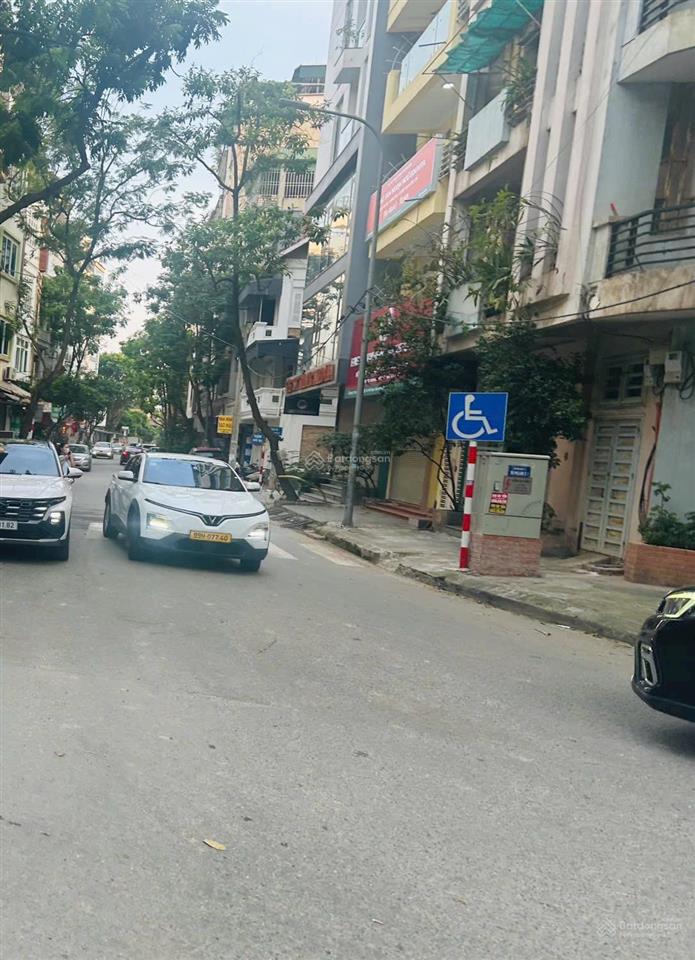 Chủ giảm giá giật mình  chỉ 12 tỷ  có ngay 55m  cầu giấy căn góc 2 mặt thoáng  mt 4.5m