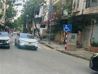 Chủ giảm giá giật mình  chỉ 12 tỷ  có ngay 55m  cầu giấy căn góc 2 mặt thoáng  mt 4.5m