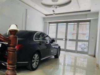 Bán nhà mỹ đình dt 45m x 7 tầng thang máy mt 5m  ô tô 7 chỗ vào nhà chỉ 11 tỷ hơn