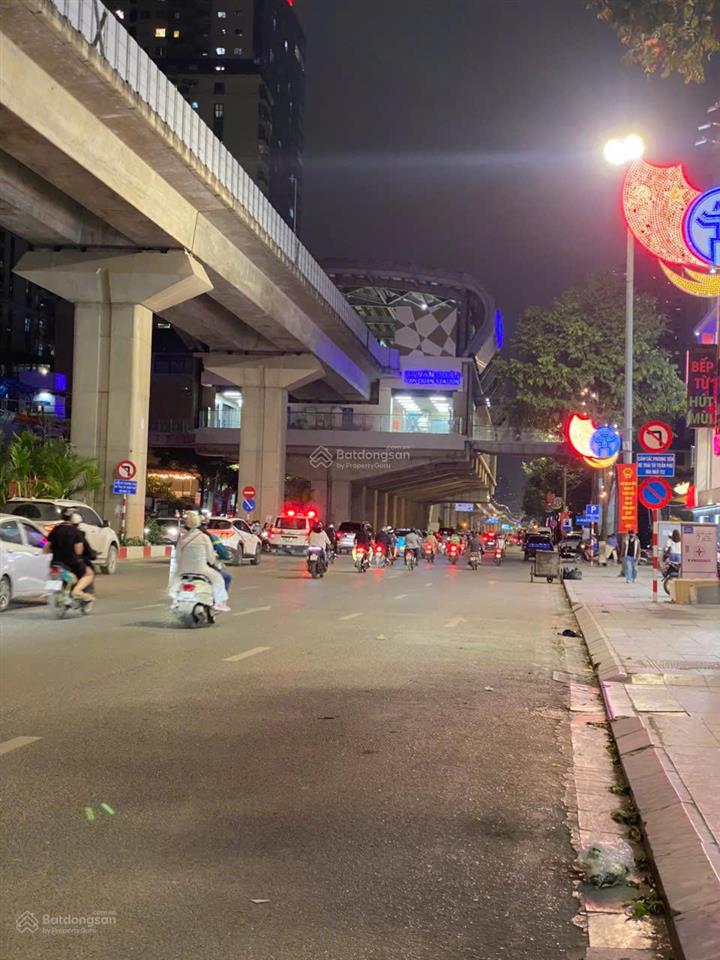 Giảm thêm 500 triệu siêu phẩm văn quán , ô tô tránh , kinh doanh đỉnh. dt 60m, 5 tầng, mặt tiền 5m