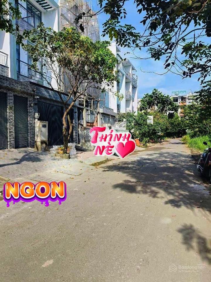 Nhà mặt tiền 4 tầng view công viên  ngay đại học kinh tế tphcm  5x20 chỉ 8 tỷ chút