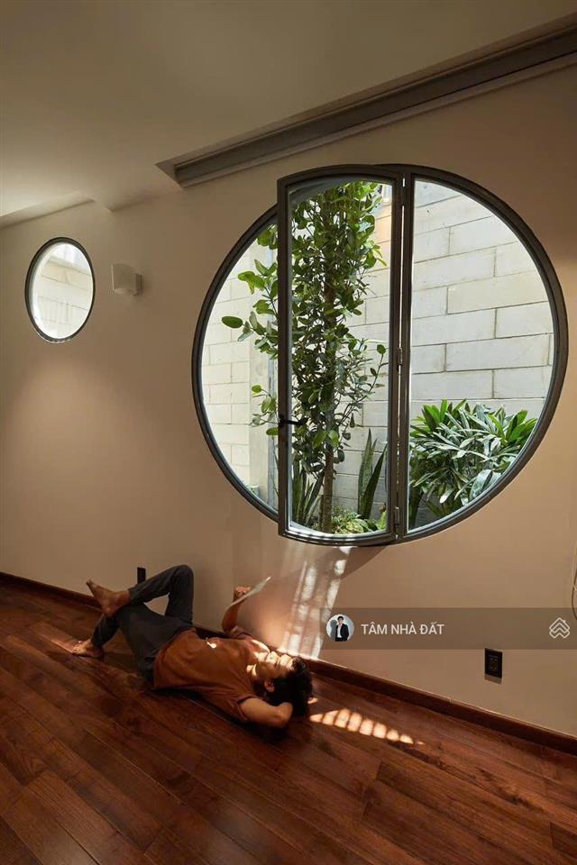 Kiến trúc sư bán nhà đang ở + cách 3 căn ra đs 27 + trệt 3 lầu (5,7x20m) gara xe hơi 4pn 5tolet