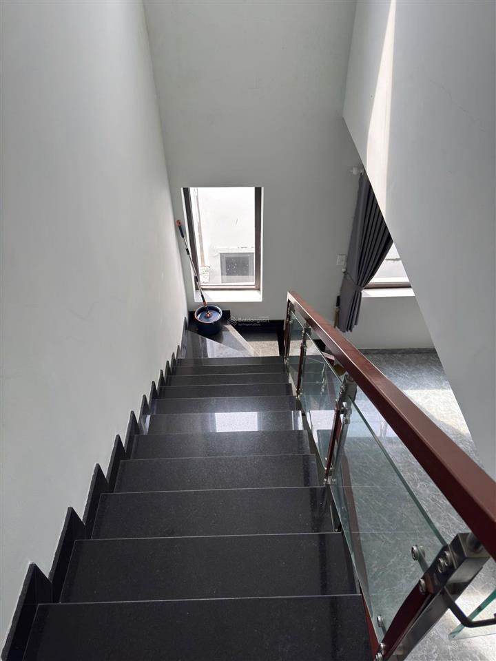 Cho thuê nhà solar city full nội thất 12tr/tháng