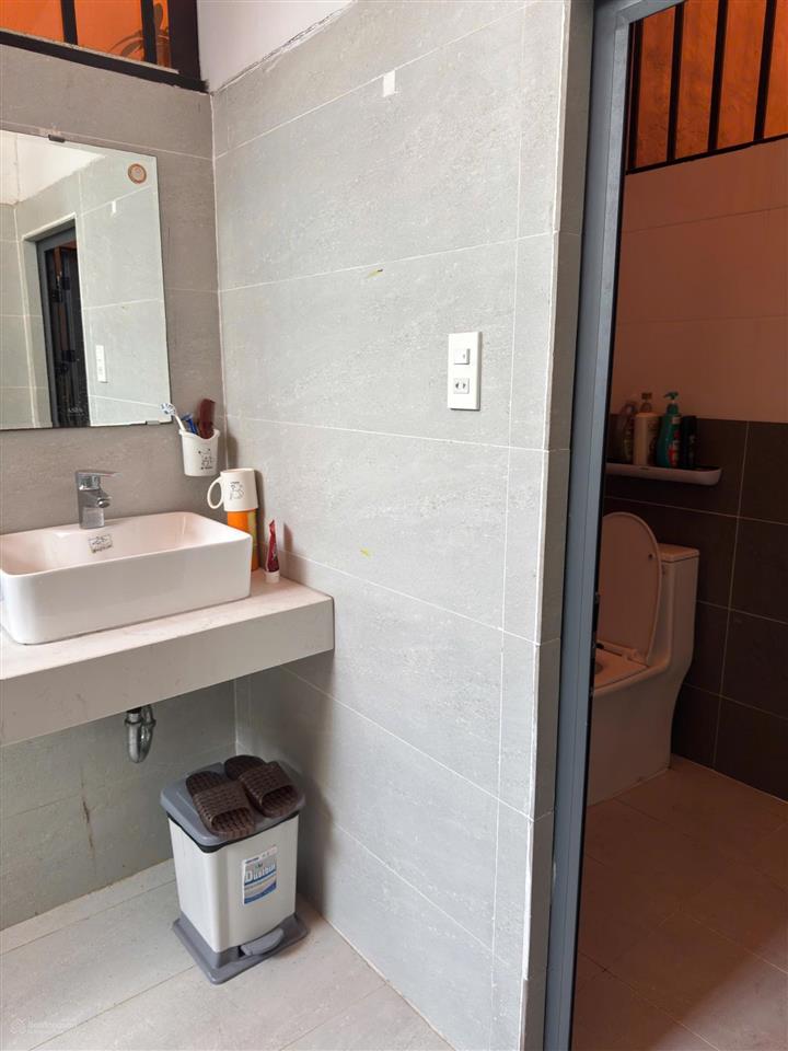 Cho thuê nhà solar city full nội thất 12tr/tháng