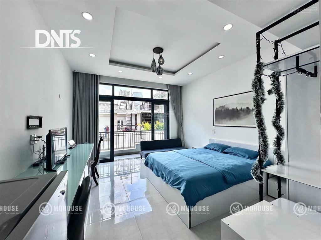 Căn hộ bancony trước, sau hẻm an ninh, bảo vệ gần chợ tân định, cv lê văn tám