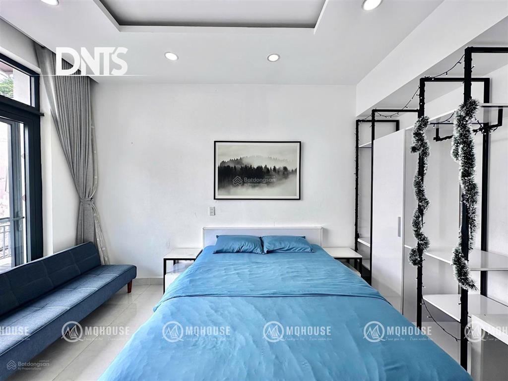 Căn hộ bancony trước, sau hẻm an ninh, bảo vệ gần chợ tân định, cv lê văn tám