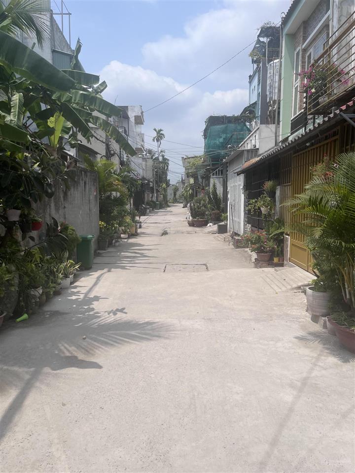 Nhà đẹp 3 pn, diện tích 66m2. thạnh xuân 40, hẻm thông ô tô đỗ tận cửa