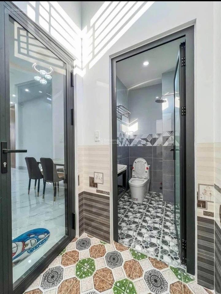 Cô chú chủ nhà ra hà nội ở cần gửi bán căn nhà đường nguyễn thượng hiền q. gò vấp 65m2 giá 2 tỷ 250