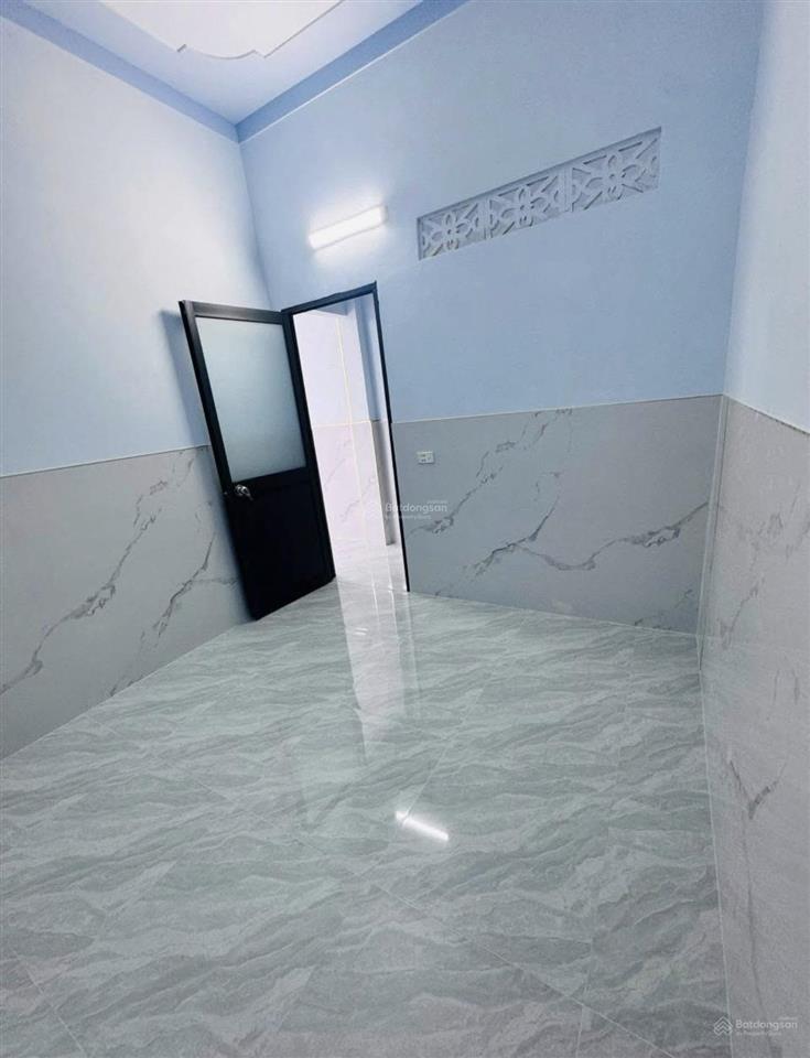 Chủ kẹt tiền cần bán gấp căn nhà đường lạc long quân q.tân bình ( 55m2 ) giá 2 tỷ 650