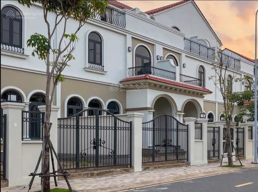 1 căn duy nhất nhà phố aqua city 7x19.5 đối diện công viên, giá bán trong tuần chỉ 7 tỷ vào ở luôn