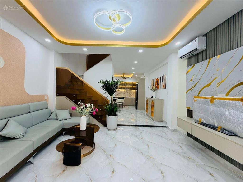 Nhà tốt  nguyễn cửu vân p17 q. bình thành 42m2 1t 1l giá 1930 tỷ sổ hông. riêng