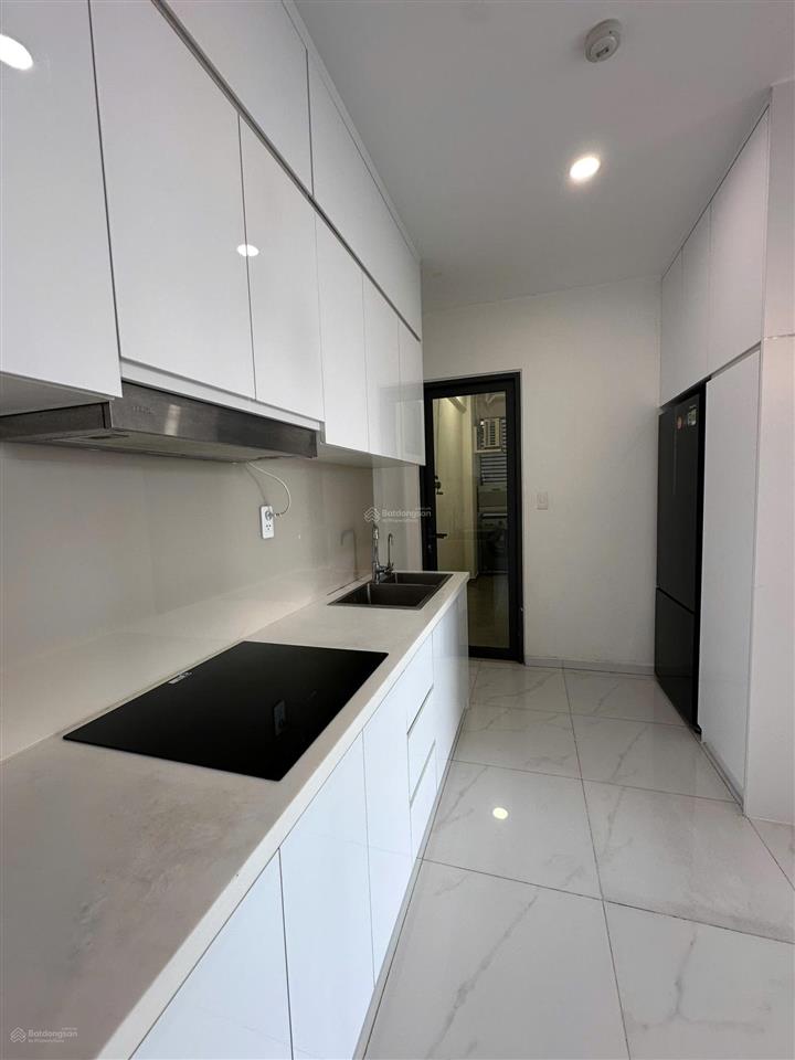 Bán 2pn d'lusso full nt 68m đông nam chỉ 5.4 tỷ