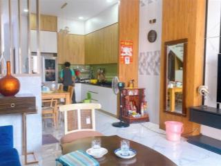 Bán nhà  3 tầng long bình quận 9  106m2  6,6 tỷ.