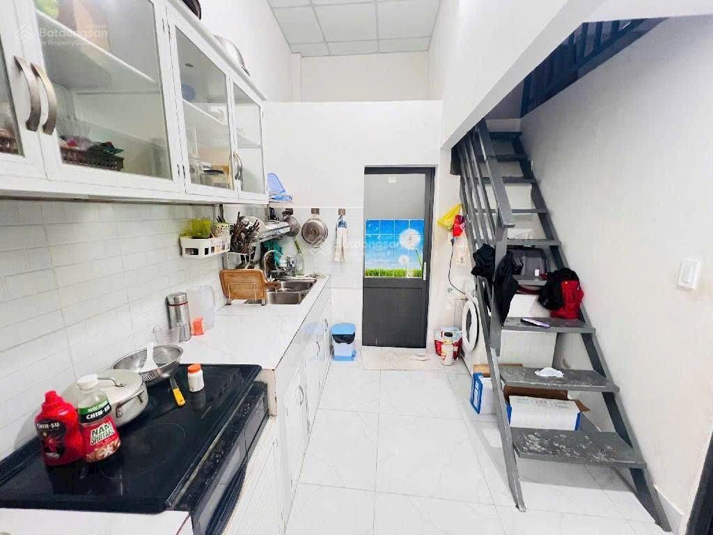 Bán nhà 2 tầng cạnh vincom lê văn việt sổ hồng riêng tăng nhơn phú quận 9 5.2x13 4,75 tỷ tlcc