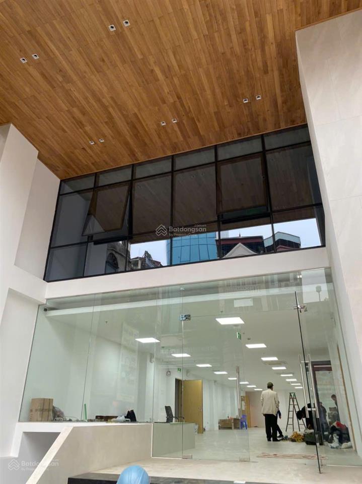 Chính chủ. cho thuê mặt bằng kinh doanh 340m2 tại phố tôn đức tháng,phường hàng bột,hai bà trưng