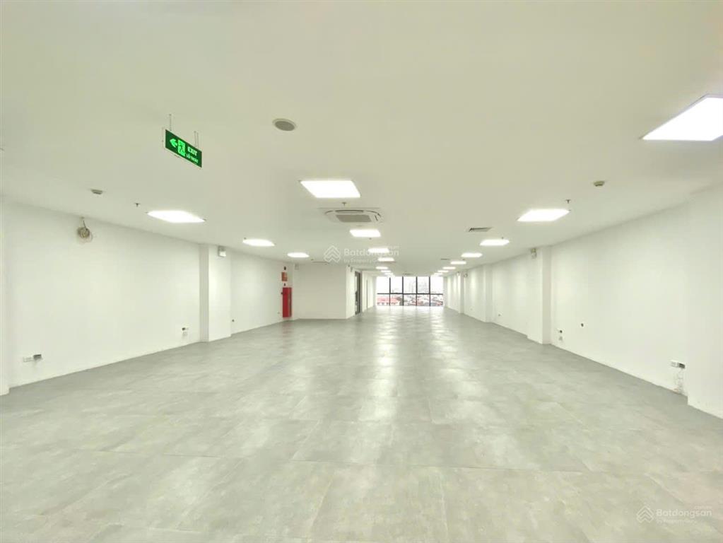 Chính chủ. cho thuê mặt bằng kinh doanh 340m2 tại phố tôn đức tháng,phường hàng bột,hai bà trưng